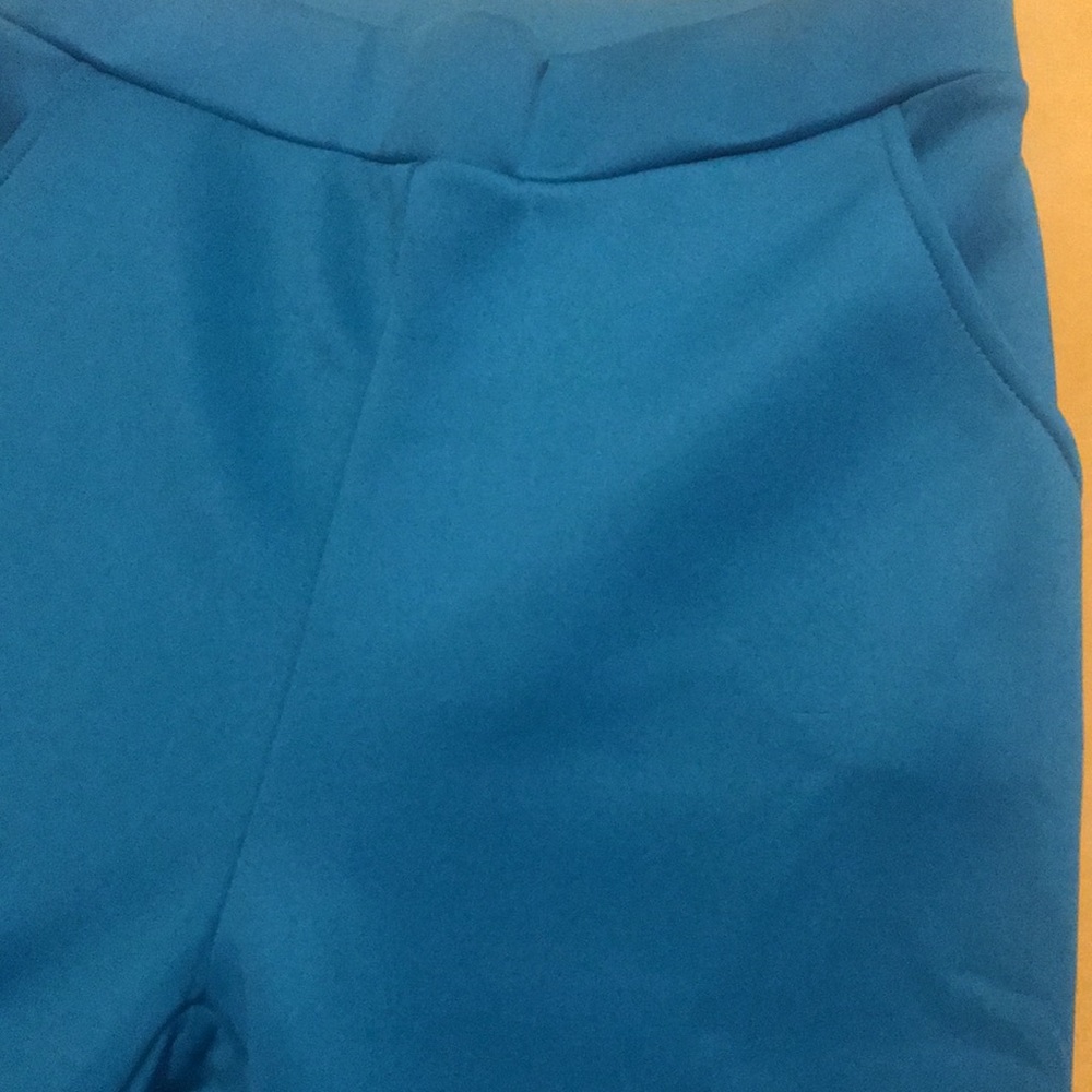 Pants - Picture 3 of 4